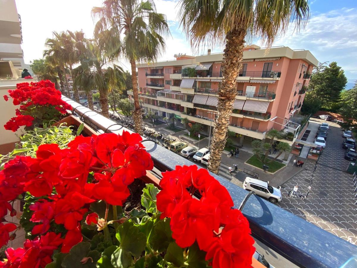 Viva Apartment Sorrento Exterior photo